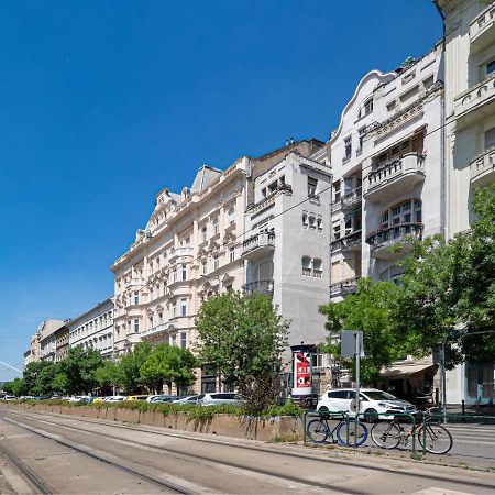 Central River Apartment Danube Budapest Luaran gambar