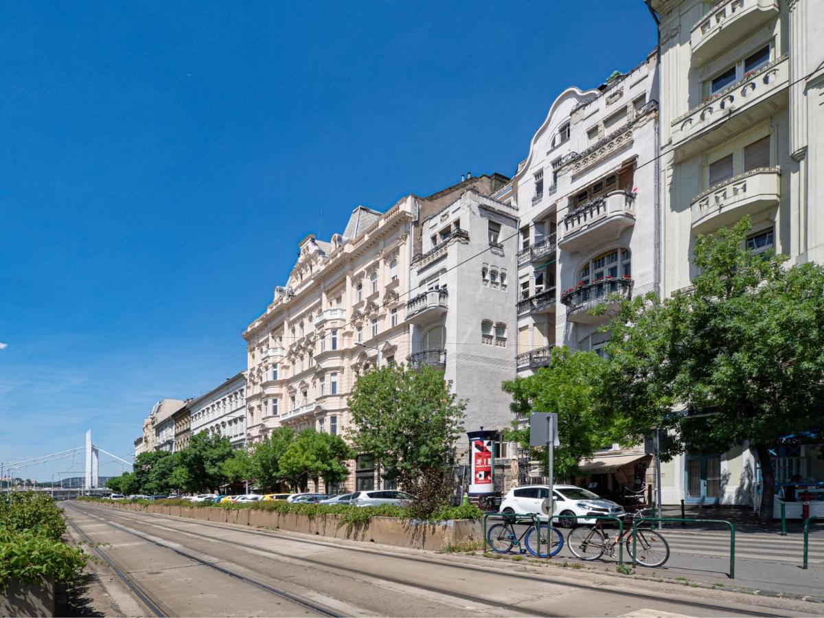 Central River Apartment Danube Budapest Luaran gambar