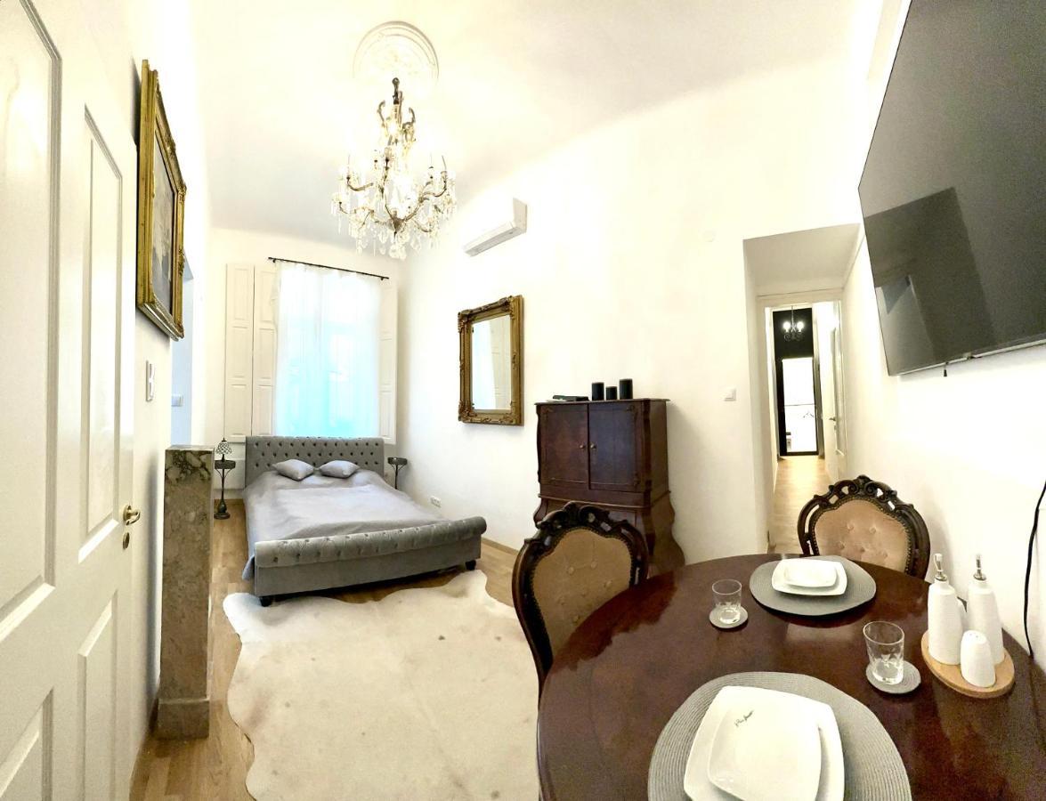 Central River Apartment Danube Budapest Luaran gambar